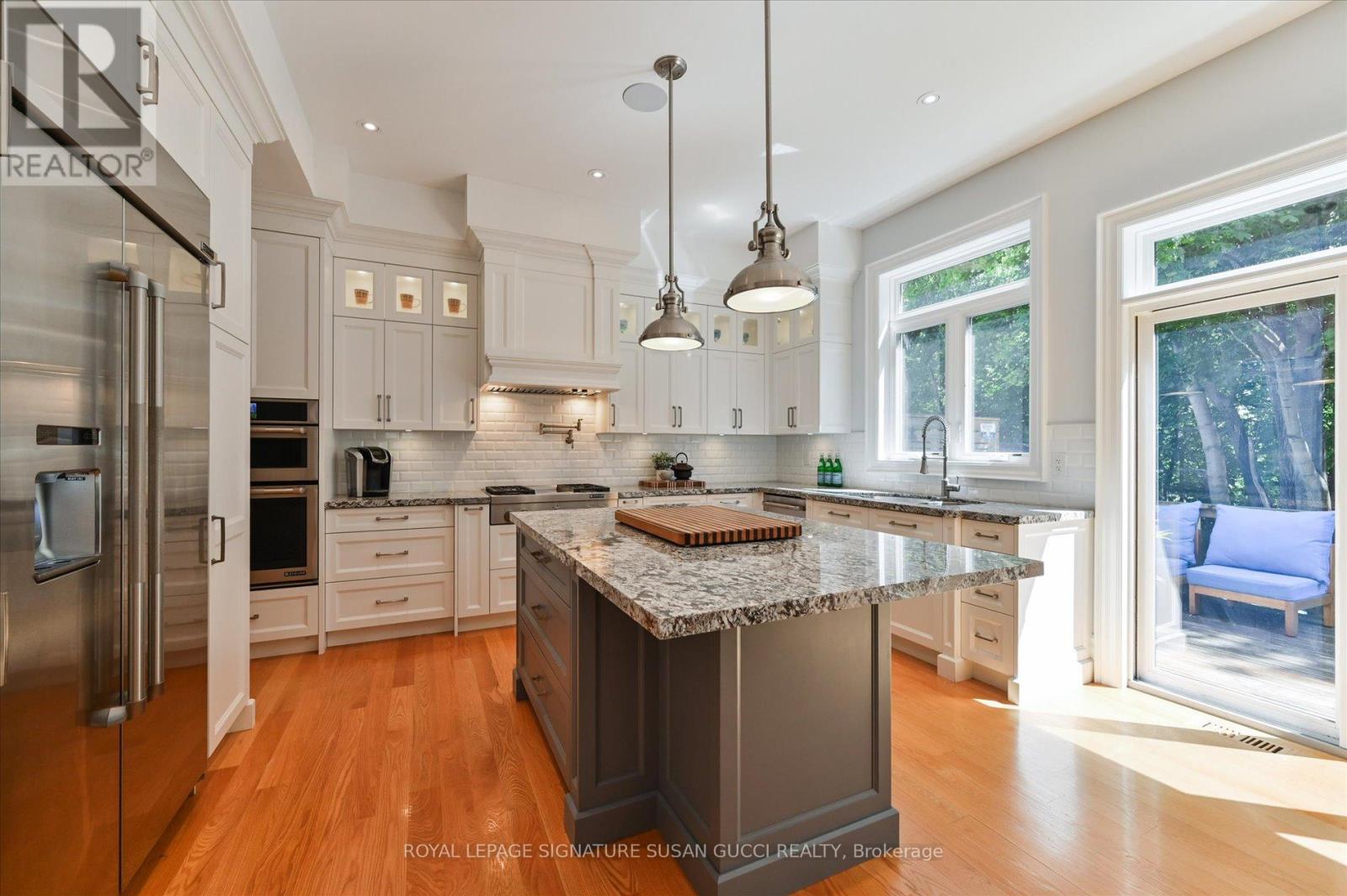49 Ferris Road, Toronto, Ontario  M4B 1G2 - Photo 15 - E13738276