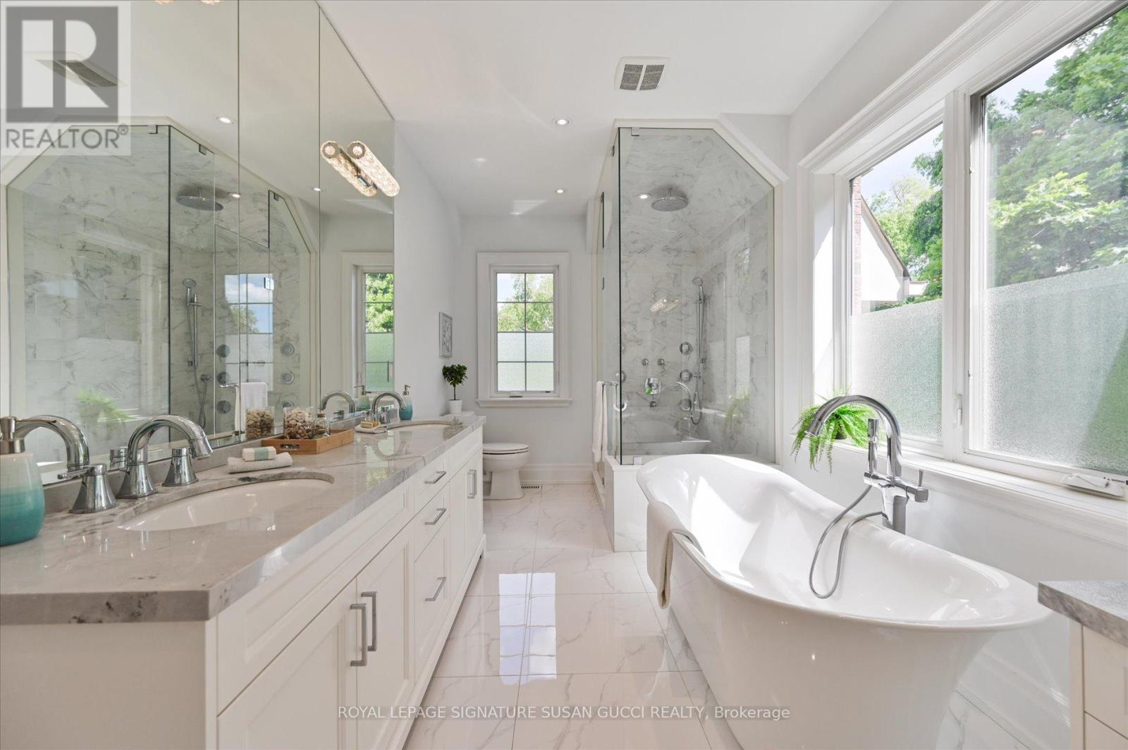 49 Ferris Road, Toronto, Ontario  M4B 1G2 - Photo 27 - E13738276