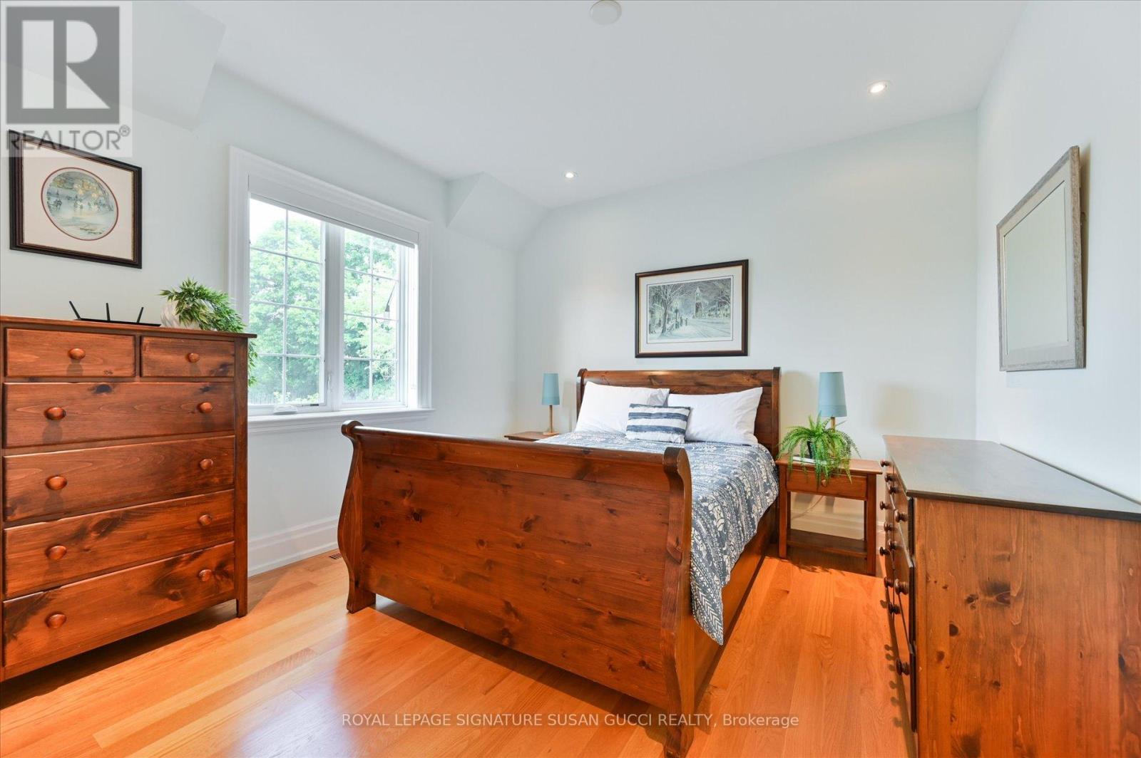 49 Ferris Road, Toronto, Ontario  M4B 1G2 - Photo 30 - E13738276