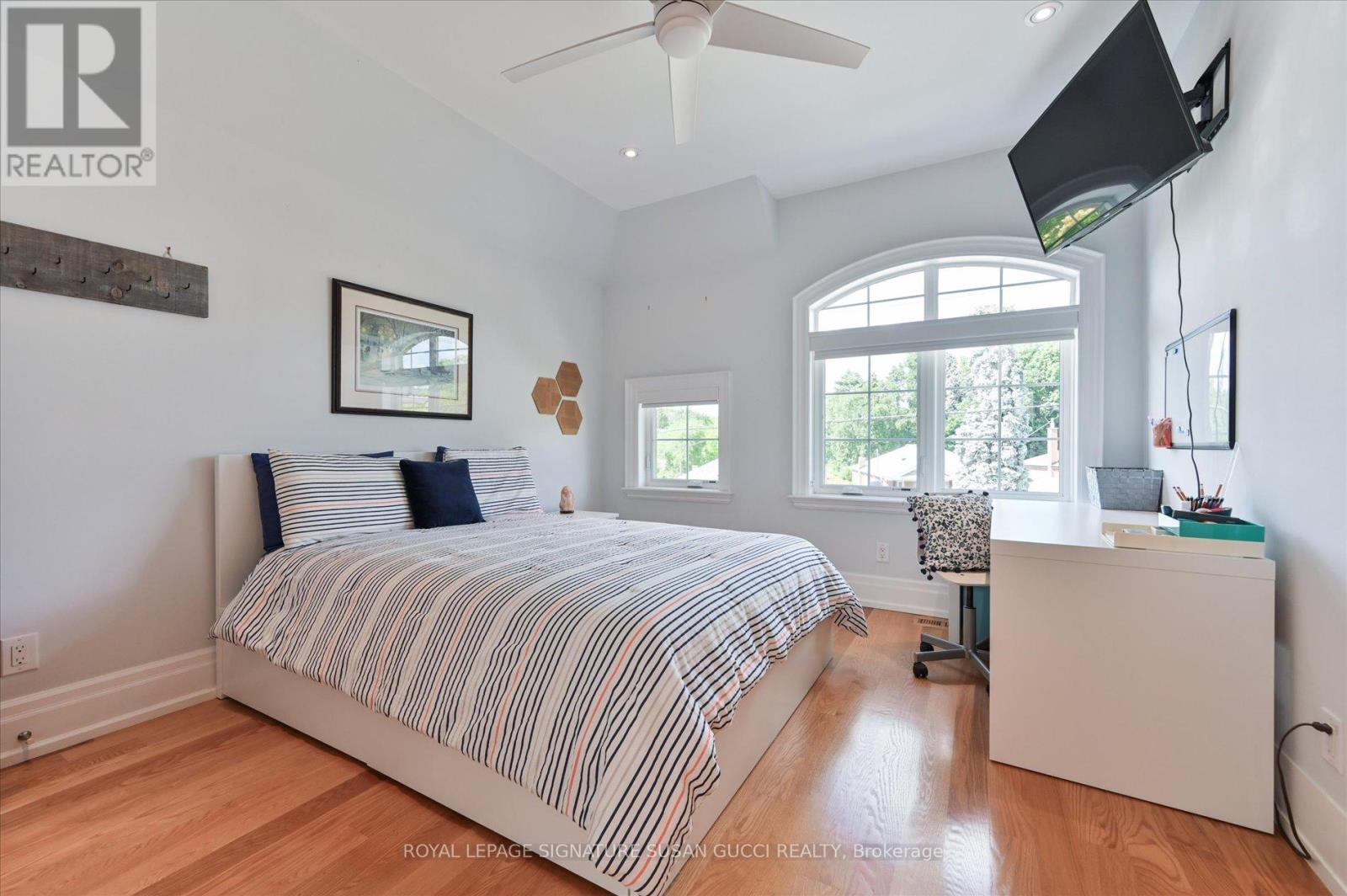 49 Ferris Road, Toronto, Ontario  M4B 1G2 - Photo 35 - E13738276