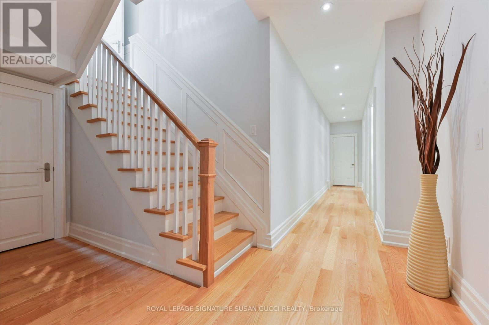 49 Ferris Road, Toronto, Ontario  M4B 1G2 - Photo 37 - E13738276