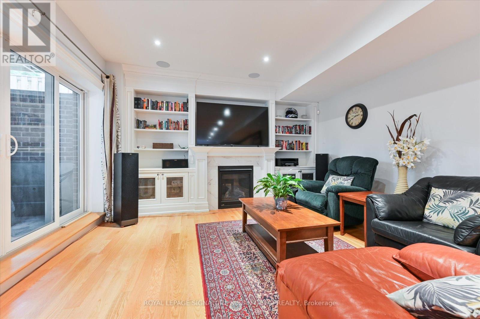 49 Ferris Road, Toronto, Ontario  M4B 1G2 - Photo 38 - E13738276