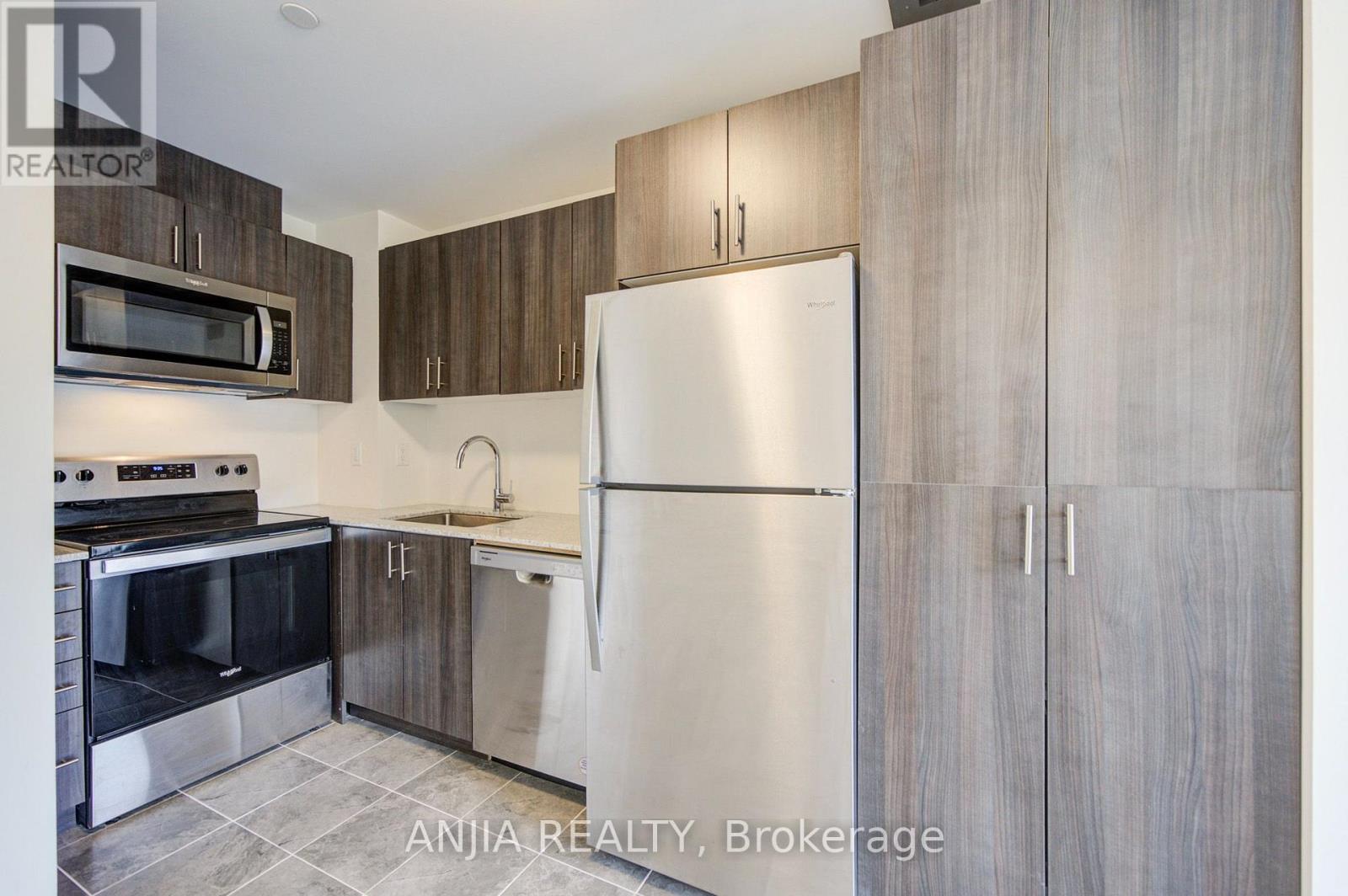 21 - 235 Mclevin Avenue, Toronto, Ontario  M1B 0E8 - Photo 5 - E13738348