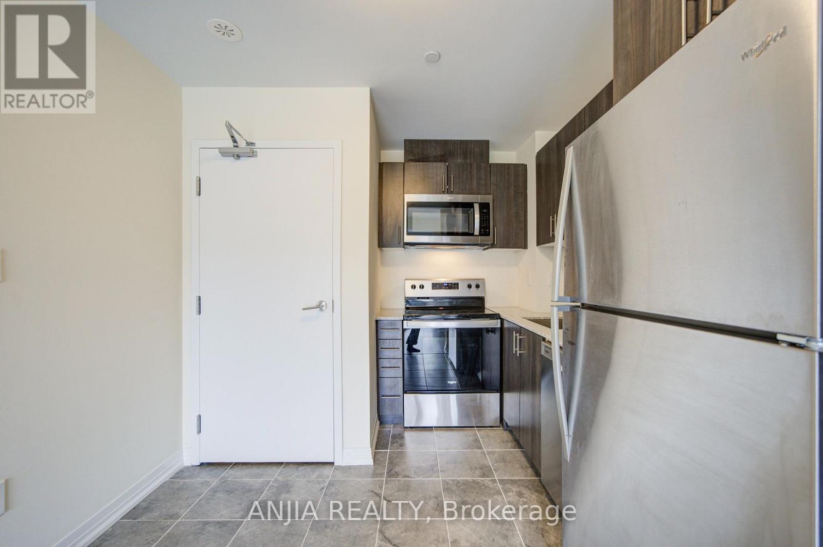 21 - 235 Mclevin Avenue, Toronto, Ontario  M1B 0E8 - Photo 6 - E13738348