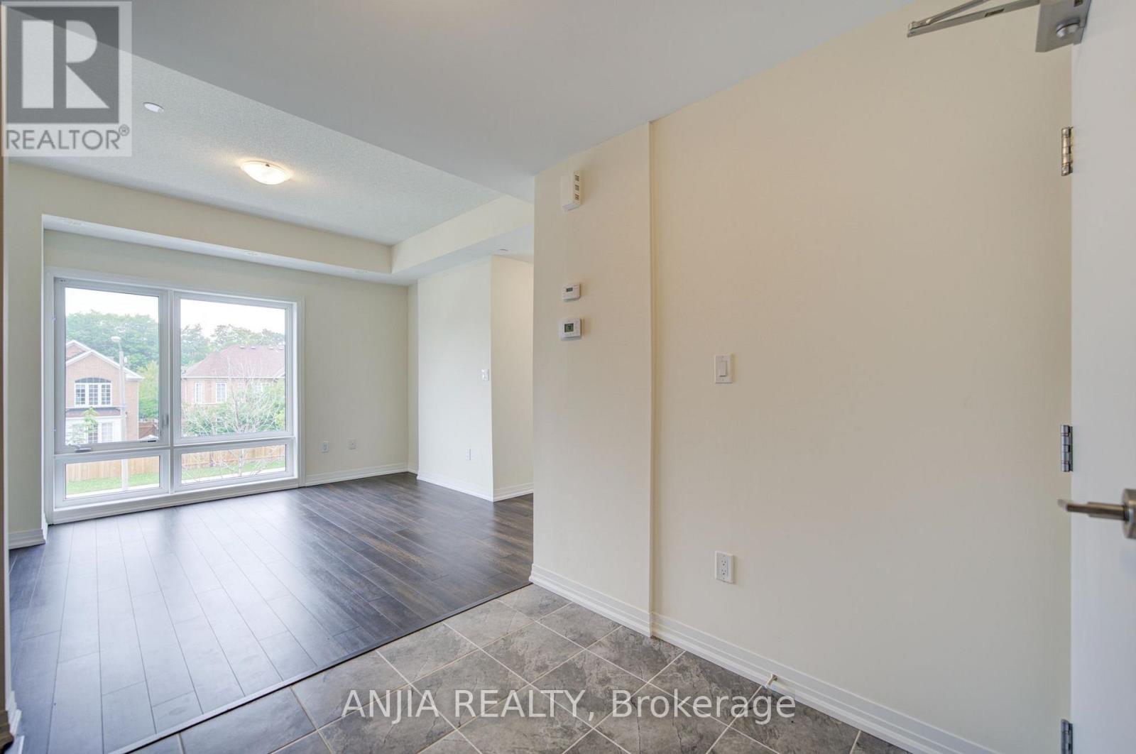 21 - 235 Mclevin Avenue, Toronto, Ontario  M1B 0E8 - Photo 8 - E13738348
