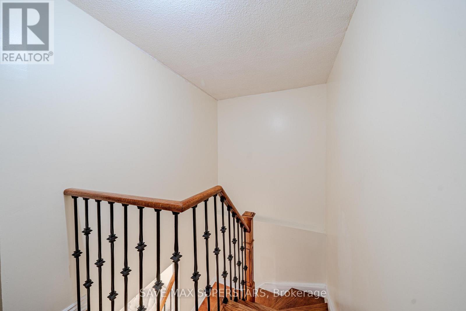 1679 Portland Court, Pickering, Ontario  L1V 5L5 - Photo 22 - E13738354