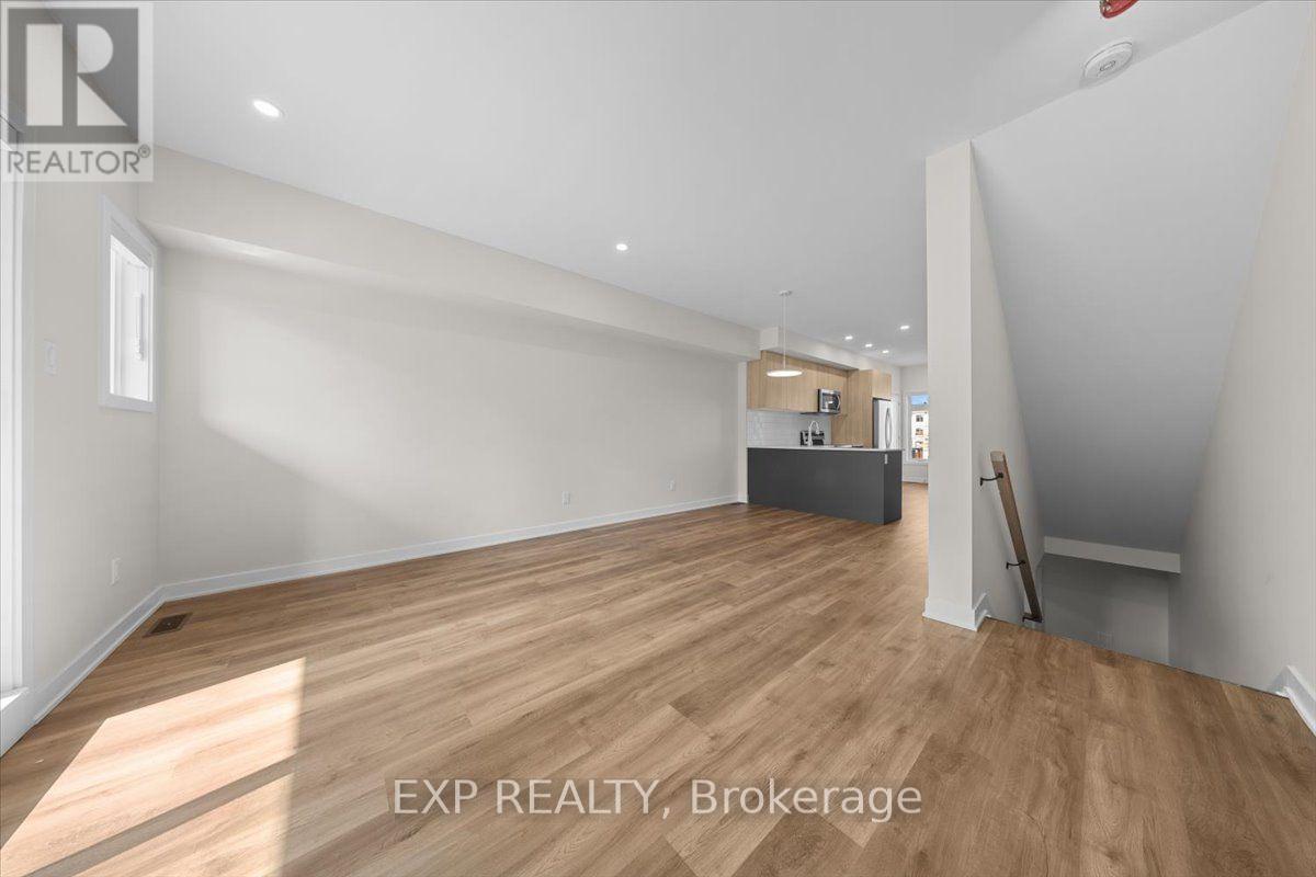 227 Antelope Private, Ottawa, Ontario  K2W 0C7 - Photo 12 - X13715600