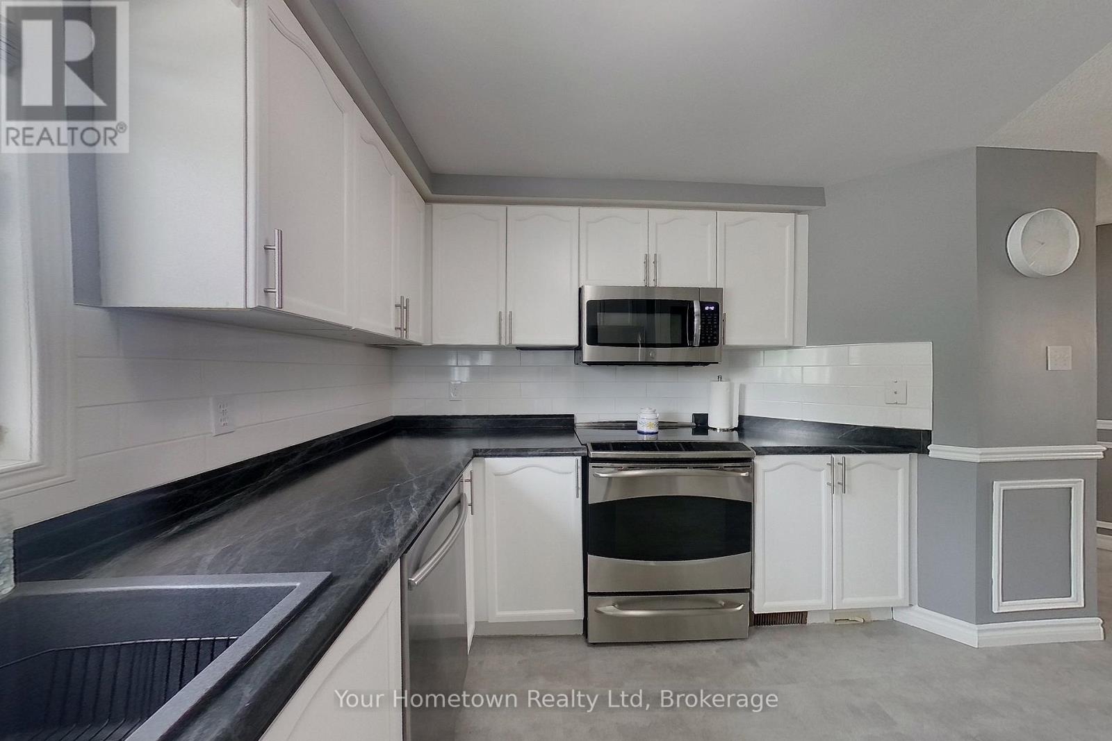 428 Flannery Drive, Centre Wellington, Ontario  N1M 3P4 - Photo 12 - X13738190