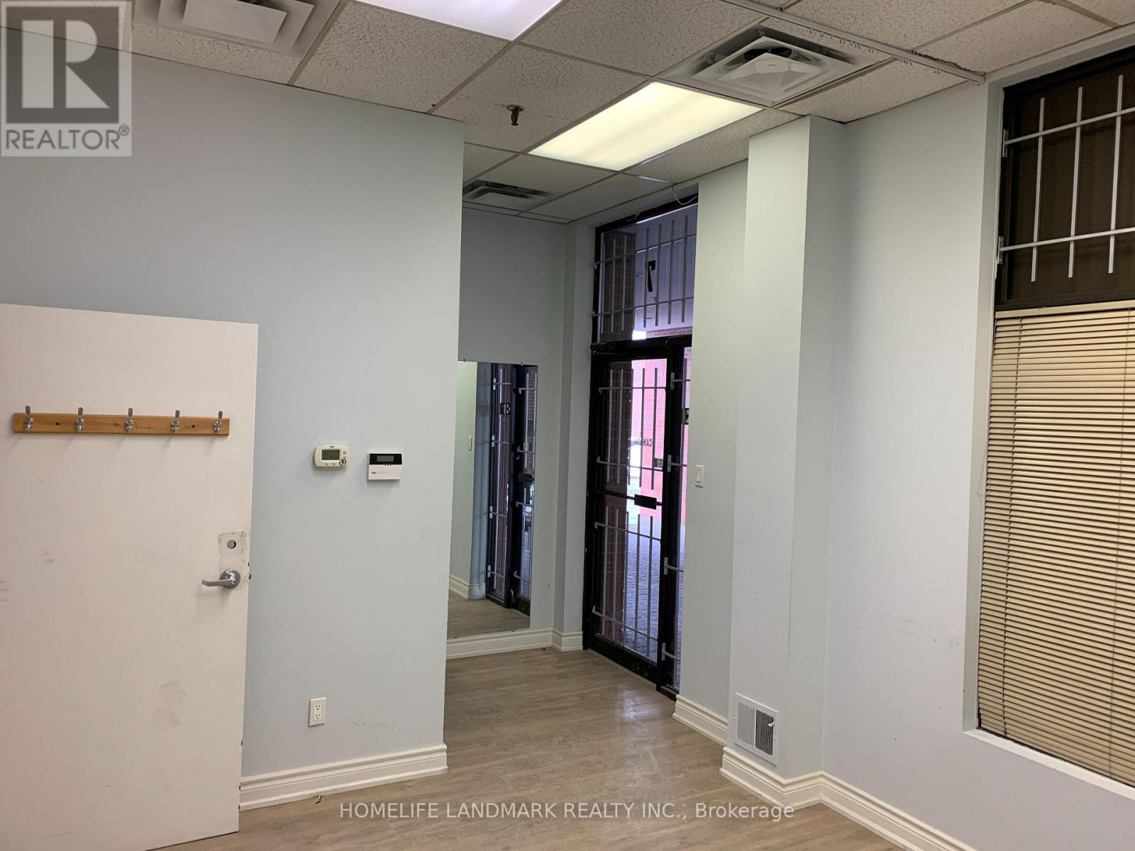 #7 - 60 Amber Street, Markham, Ontario  L3R 2Z9 - Photo 3 - N13738170