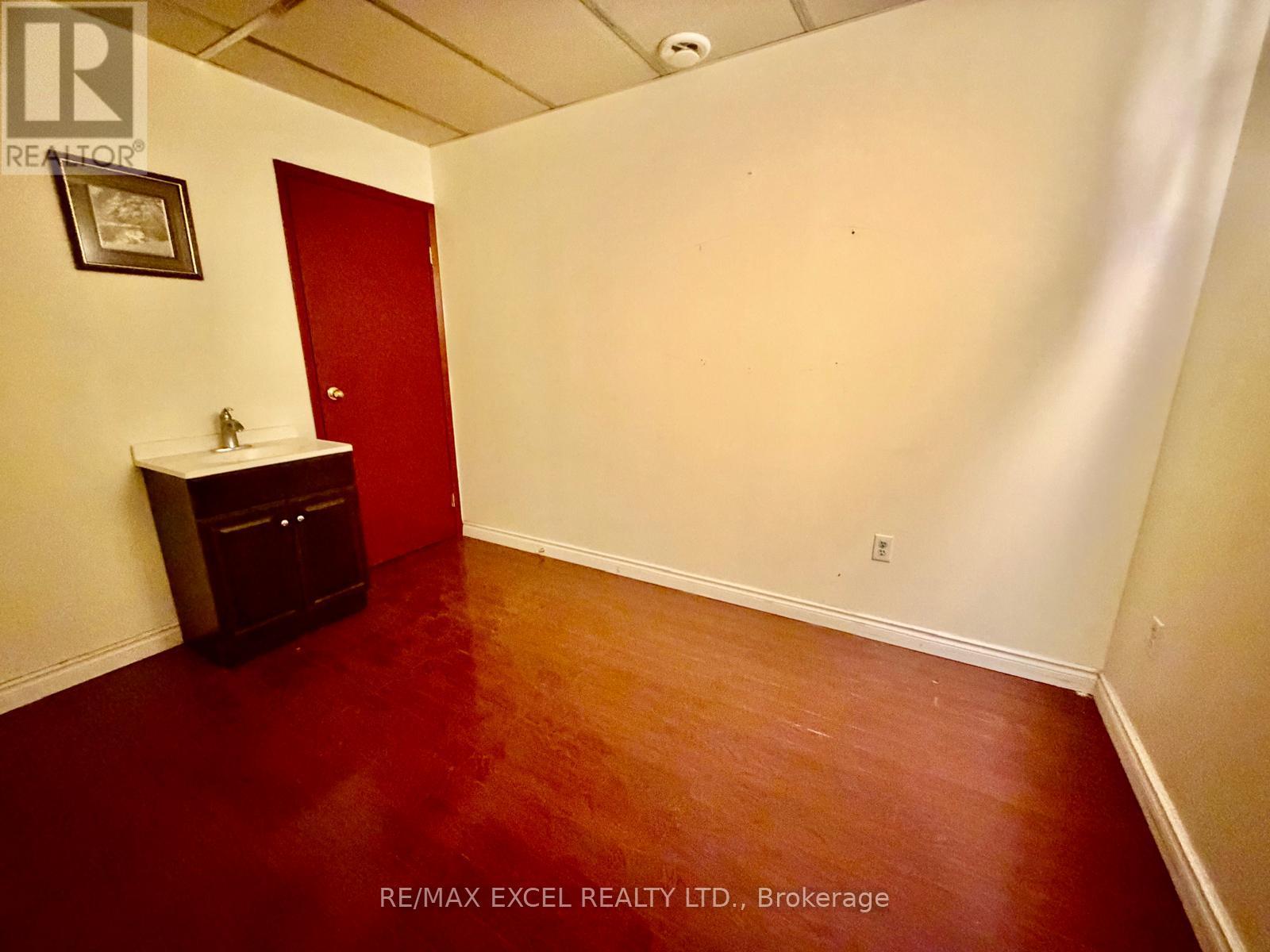 36 - 7010 Warden Avenue, Markham, Ontario  L3R 5Y3 - Photo 8 - N13738222