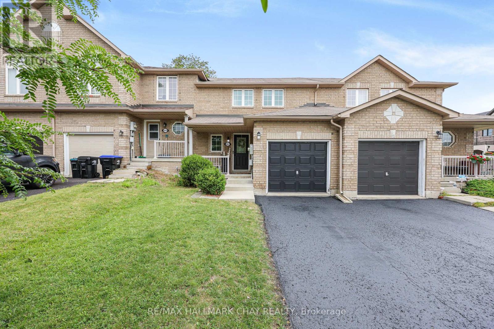2057 Osbond Road, Innisfil, Ontario  L9S 0B6 - Photo 1 - N13738296