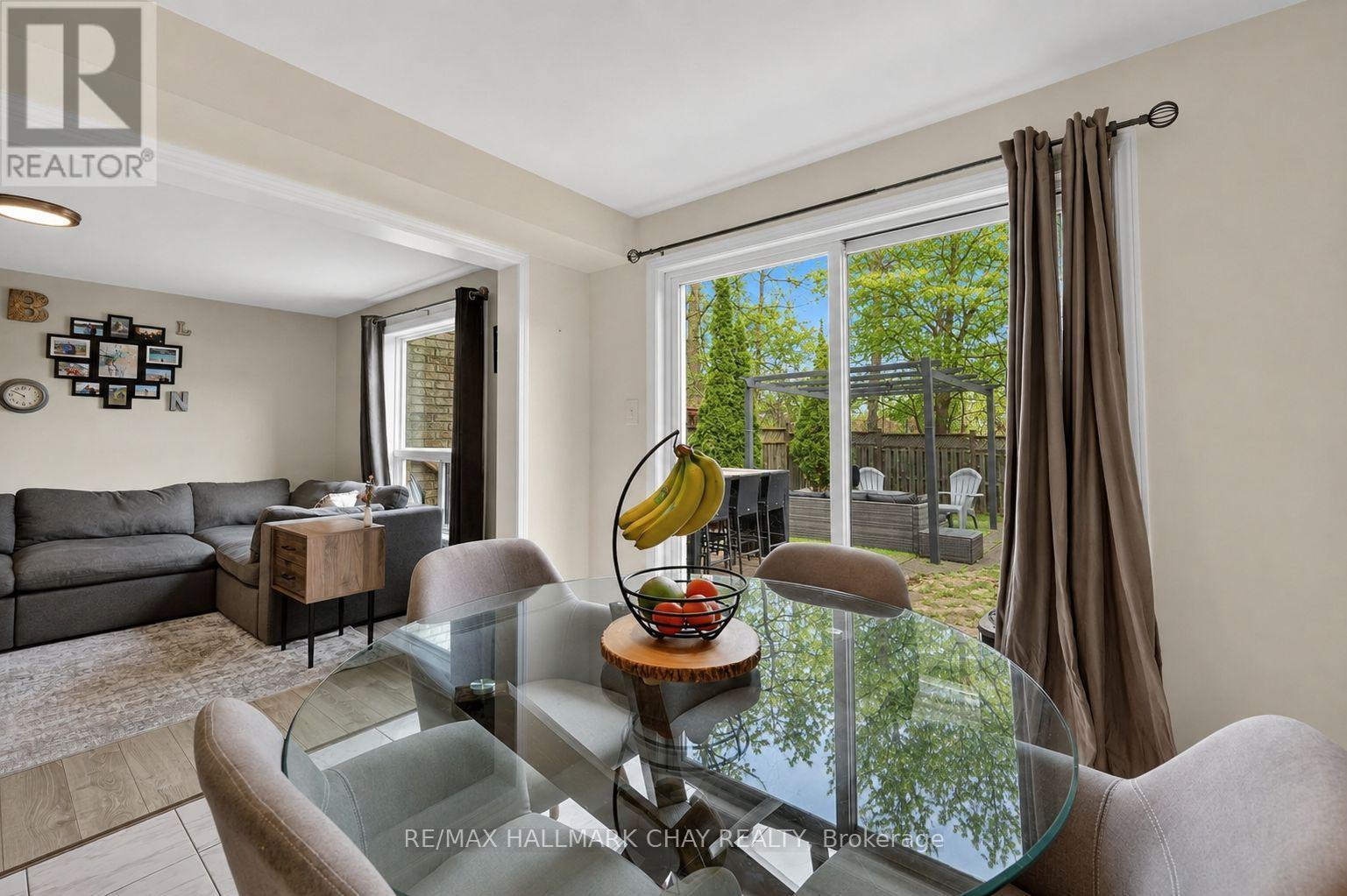2057 Osbond Road, Innisfil, Ontario  L9S 0B6 - Photo 11 - N13738296