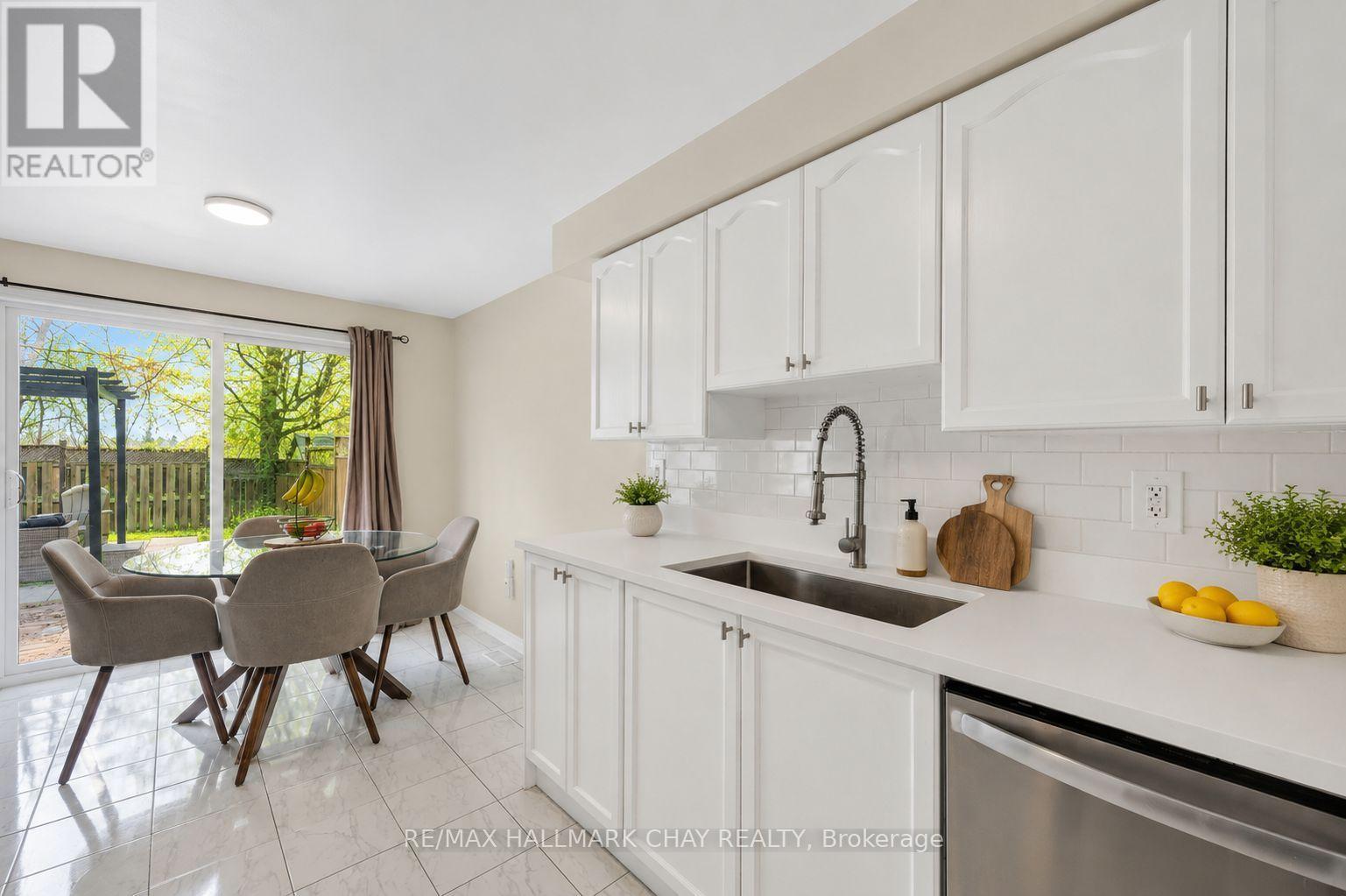 2057 Osbond Road, Innisfil, Ontario  L9S 0B6 - Photo 16 - N13738296