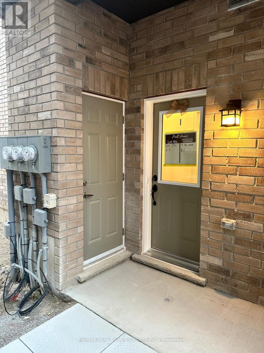 9 Hay Lane, Barrie, Ontario  L9J 0C2 - Photo 16 - S13738208