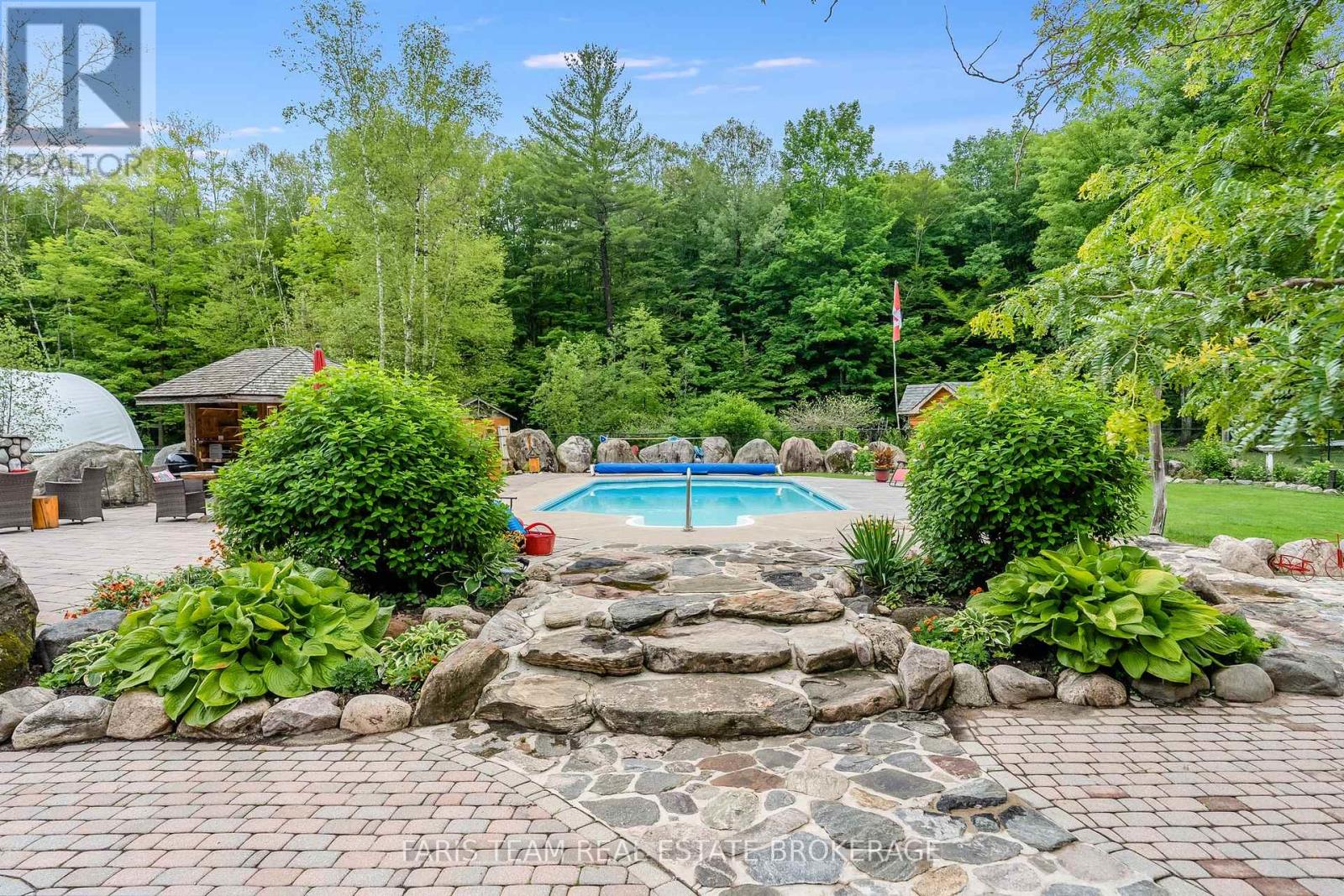697 Lafontaine Road E, Tiny, Ontario  L9M 0S5 - Photo 33 - S13738250