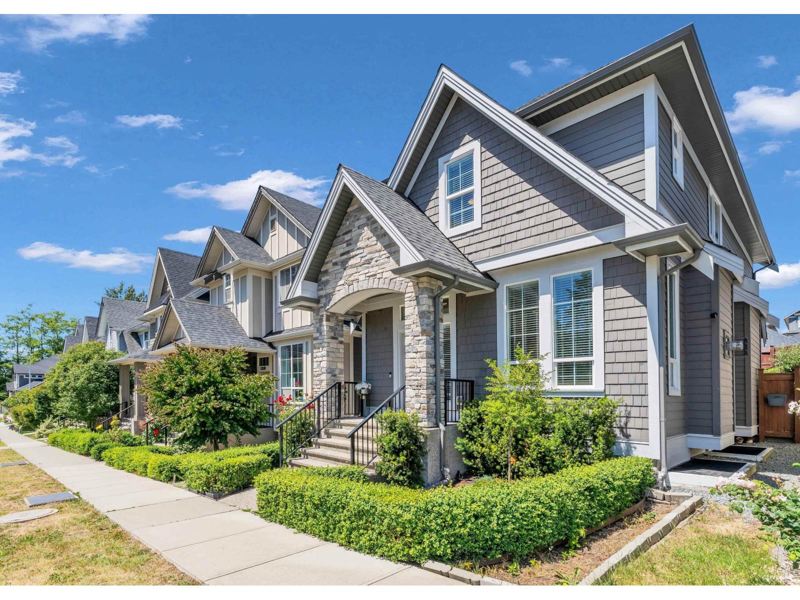 16477 21 AVENUE, surrey, British Columbia