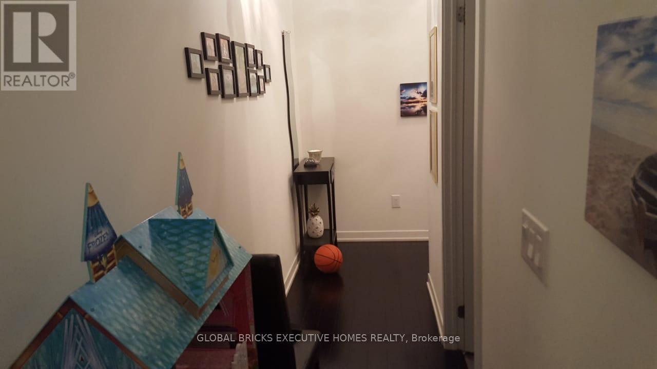 408 - 365 Prince Of Wales Drive, Mississauga, Ontario  L5B 0G6 - Photo 28 - W13738202