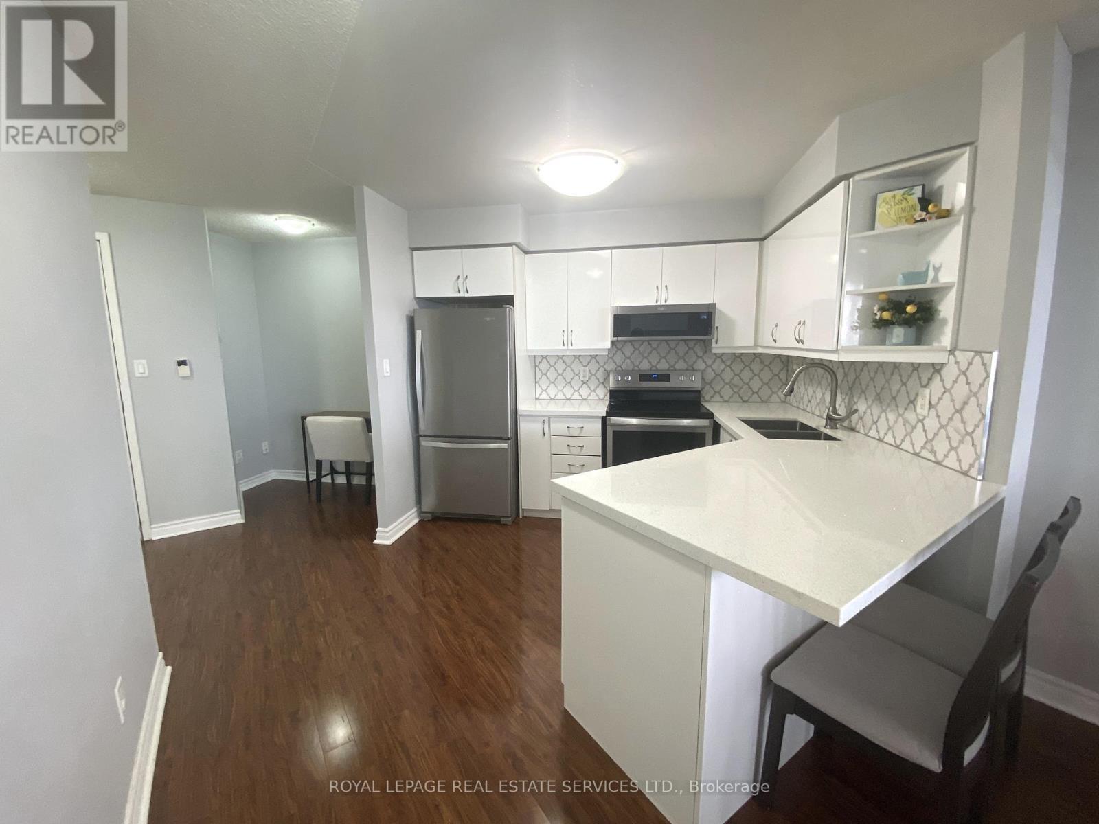 2211 - 3880 Duke Of York Boulevard, Mississauga, Ontario  L5B 4M7 - Photo 4 - W13738234