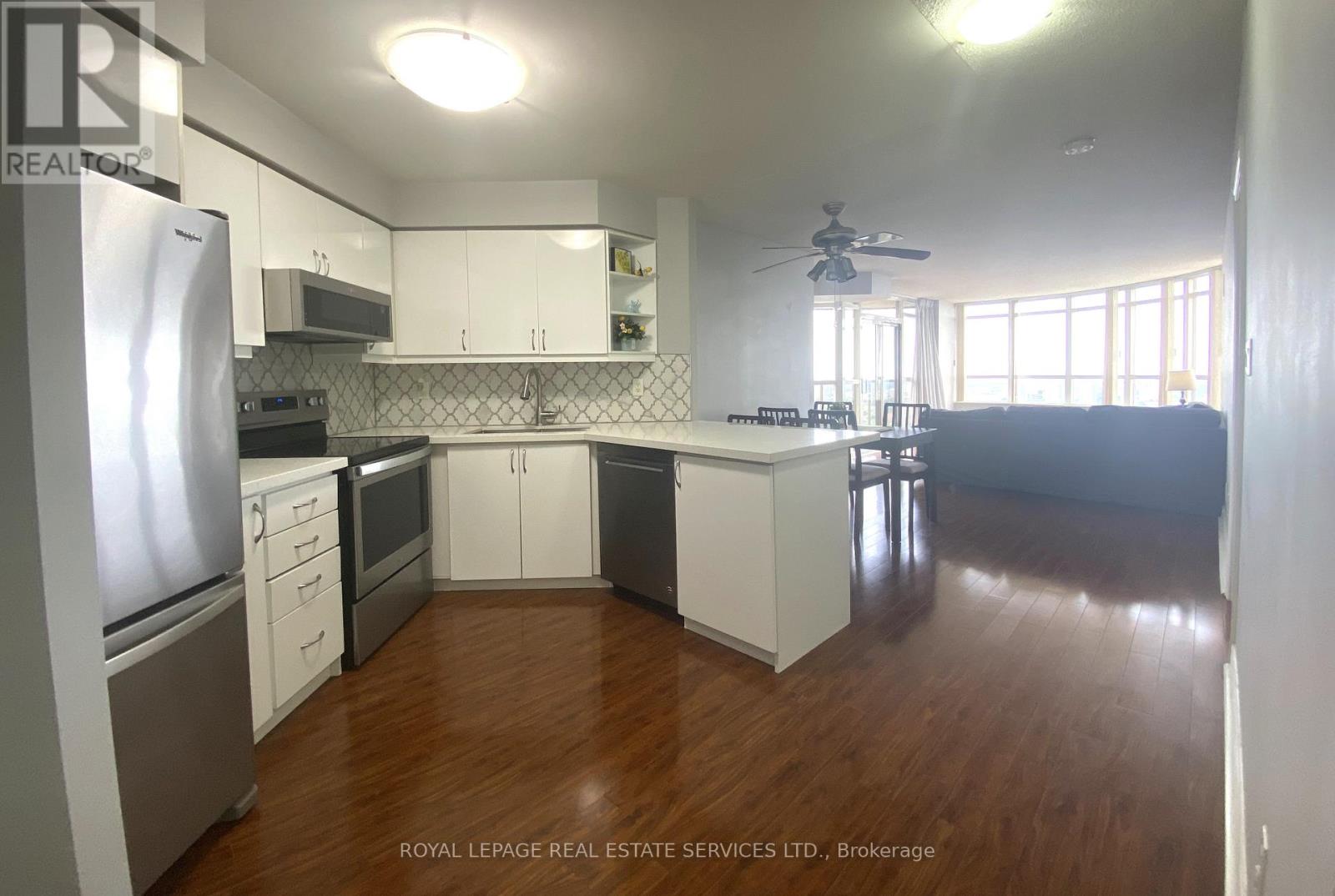 2211 - 3880 Duke Of York Boulevard, Mississauga, Ontario  L5B 4M7 - Photo 6 - W13738234