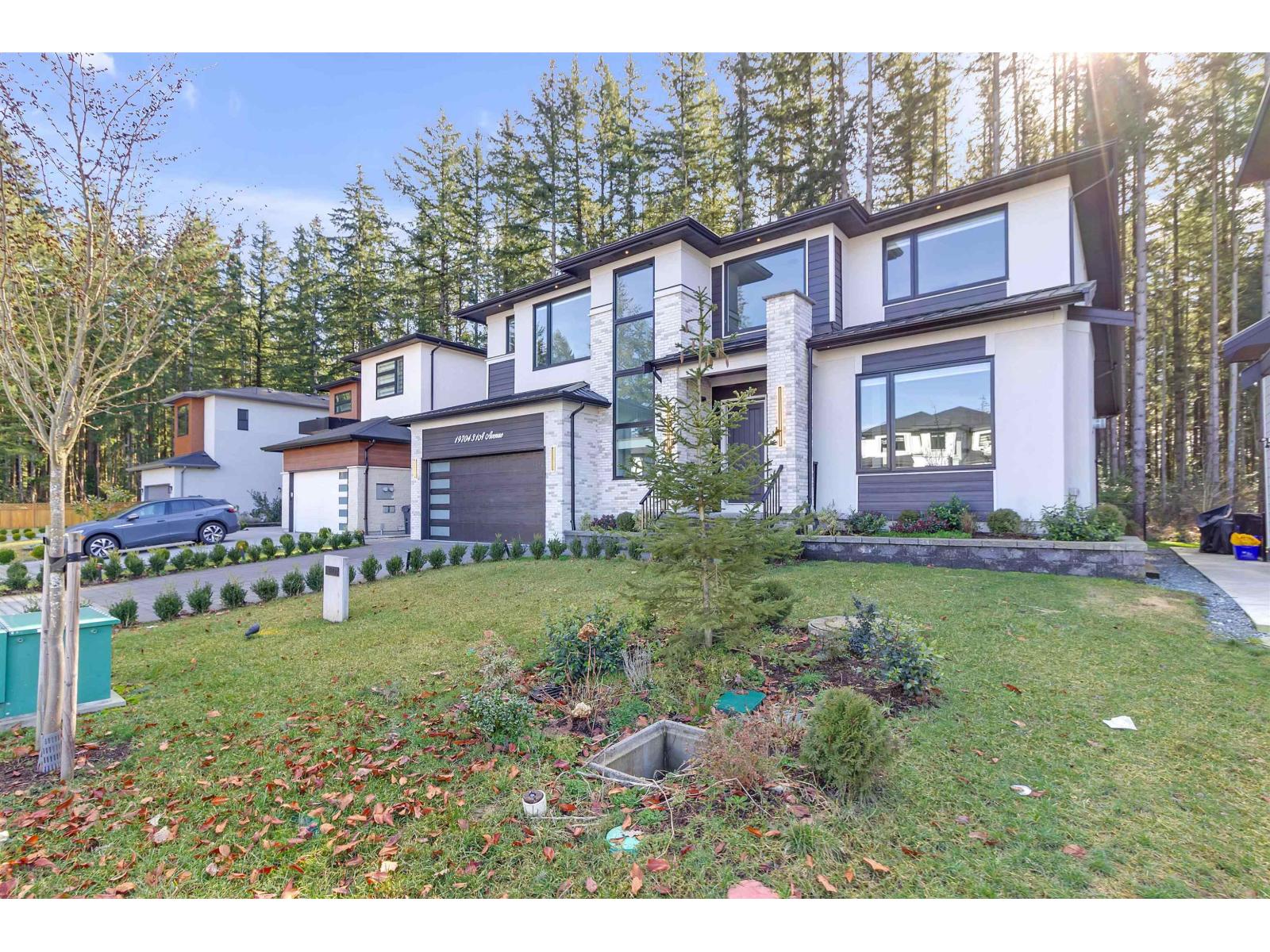 19704 31a Avenue, Langley, British Columbia  V2Z 0B2 - Photo 2 - R3160776