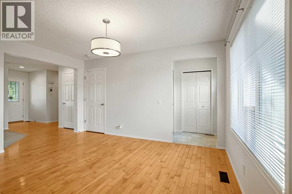 179 Prestwick Drive SE, Calgary, Alberta T2Z 4E2 - Photo 21 - A2333540