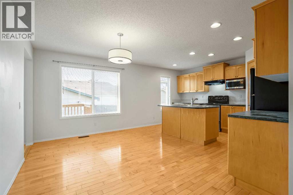 179 Prestwick Drive SE, Calgary, Alberta T2Z 4E2 - Photo 15 - A2333540