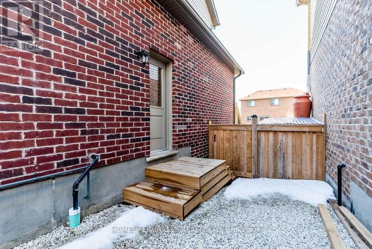 32 Carleton Trail, New Tecumseth, Ontario  L0G 1A0 - Photo 27 - N13473182