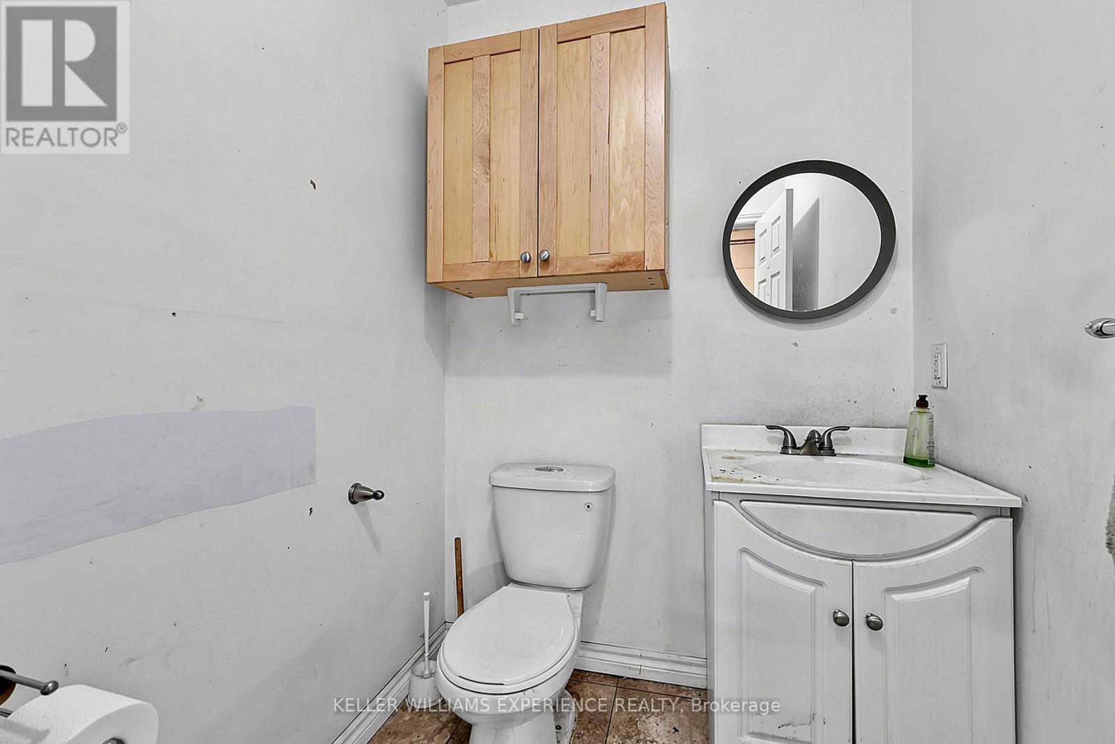 19 Centre Street, Barrie, Ontario  L4N 3L3 - Photo 19 - S13737850