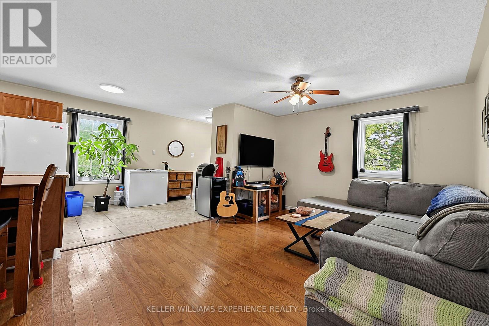 19 Centre Street, Barrie, Ontario  L4N 3L3 - Photo 36 - S13737850