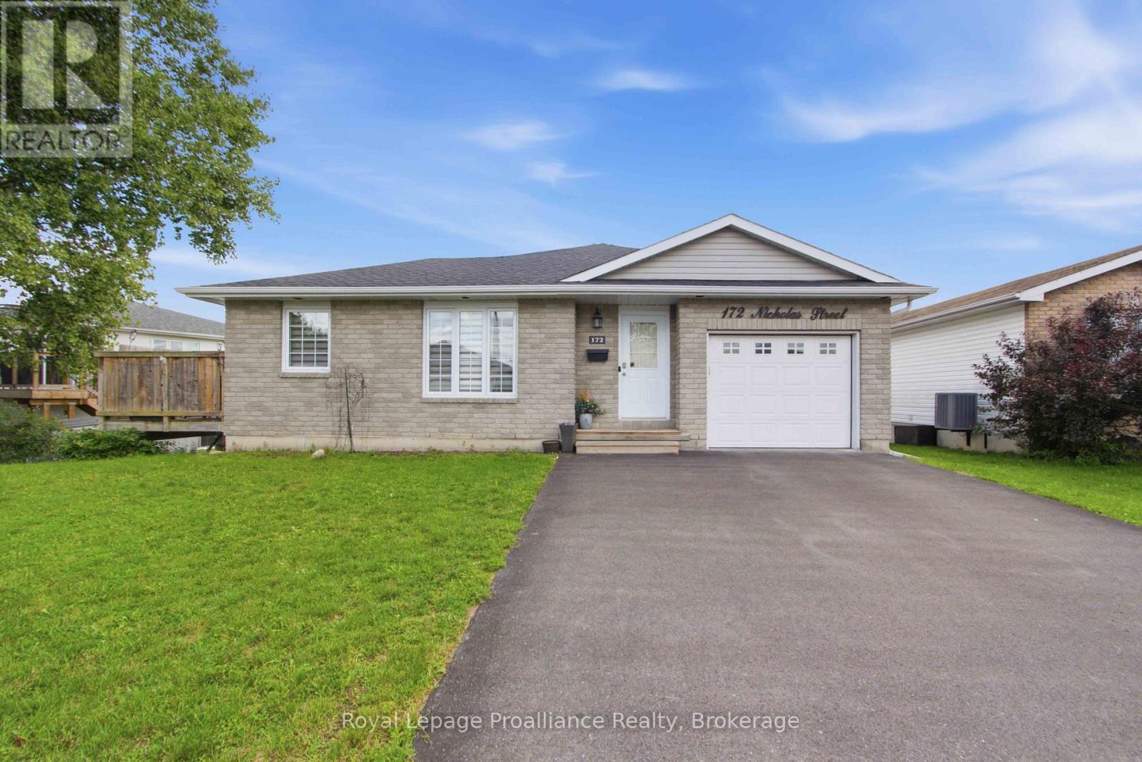 172 NICHOLAS STREET, Quinte West, Ontario