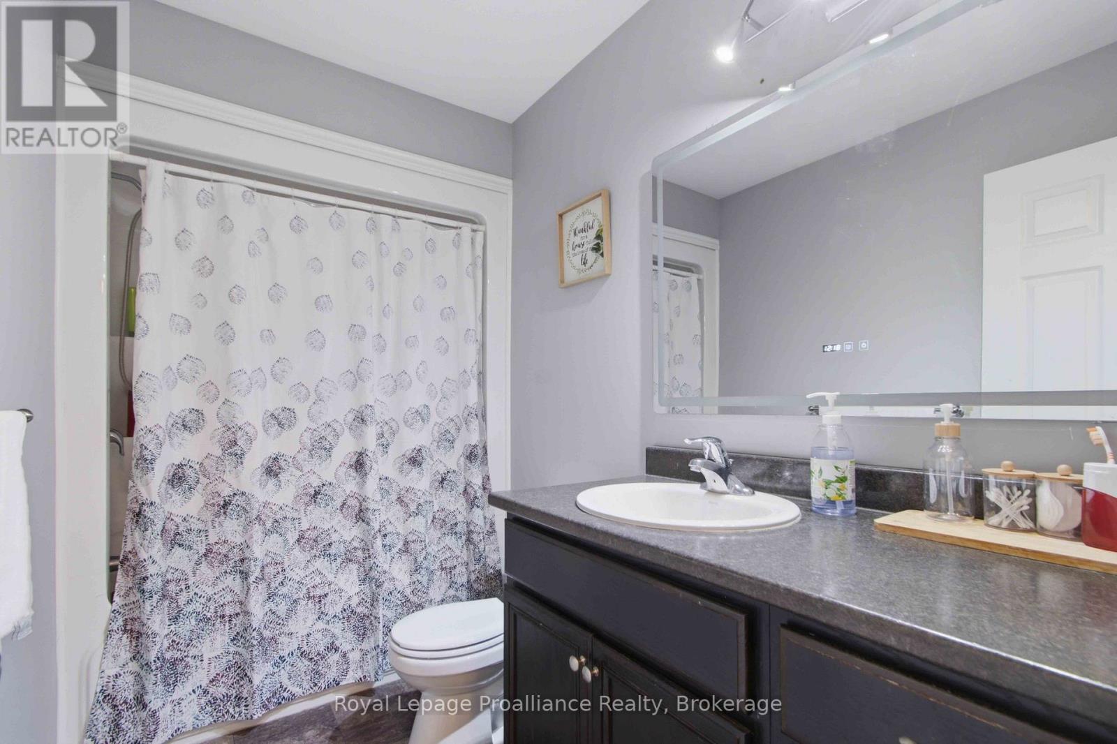 172 Nicholas Street, Quinte West, Ontario  K8V 6B2 - Photo 16 - X13738478