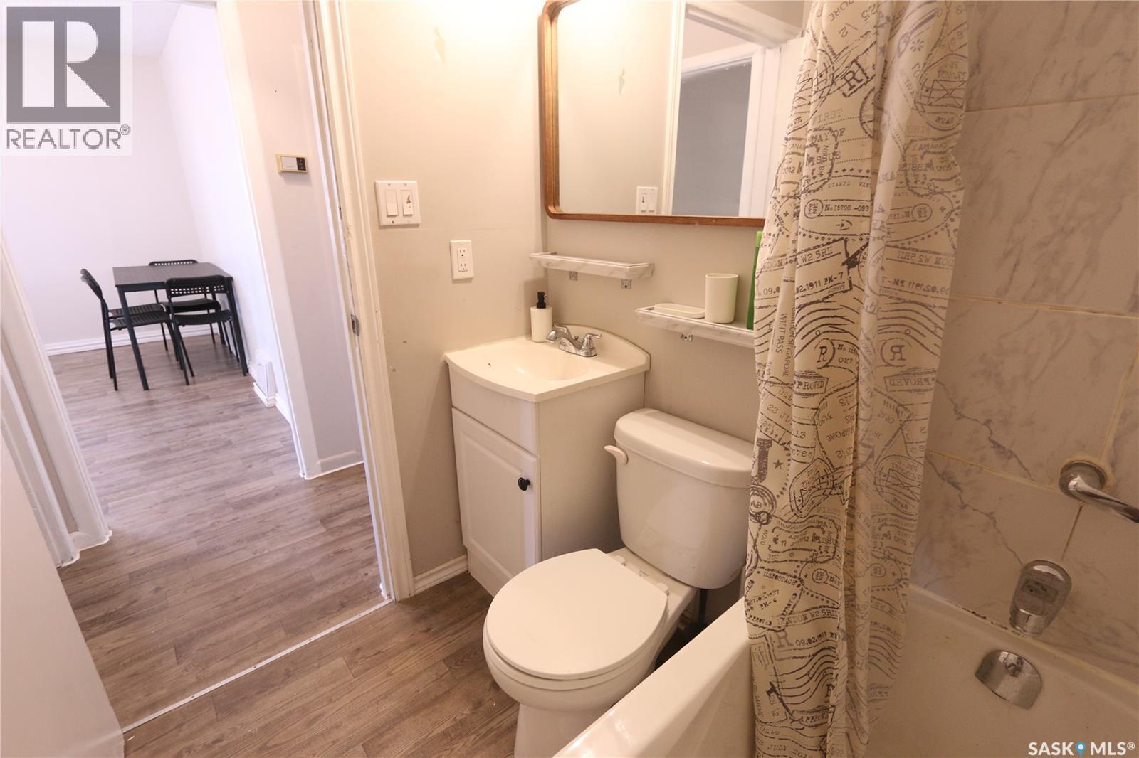 903 Robinson Street, Regina, Saskatchewan  S4T 2M6 - Photo 15 - SK047342