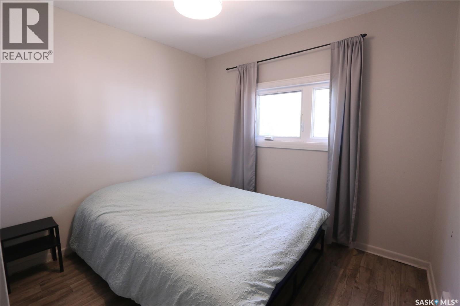 903 Robinson Street, Regina, Saskatchewan  S4T 2M6 - Photo 21 - SK047342