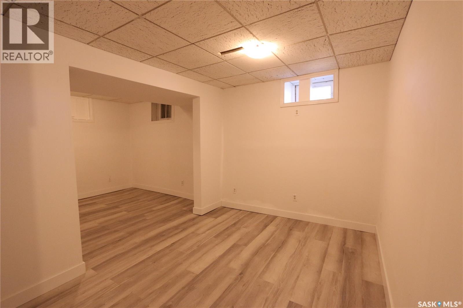 903 Robinson Street, Regina, Saskatchewan  S4T 2M6 - Photo 30 - SK047342