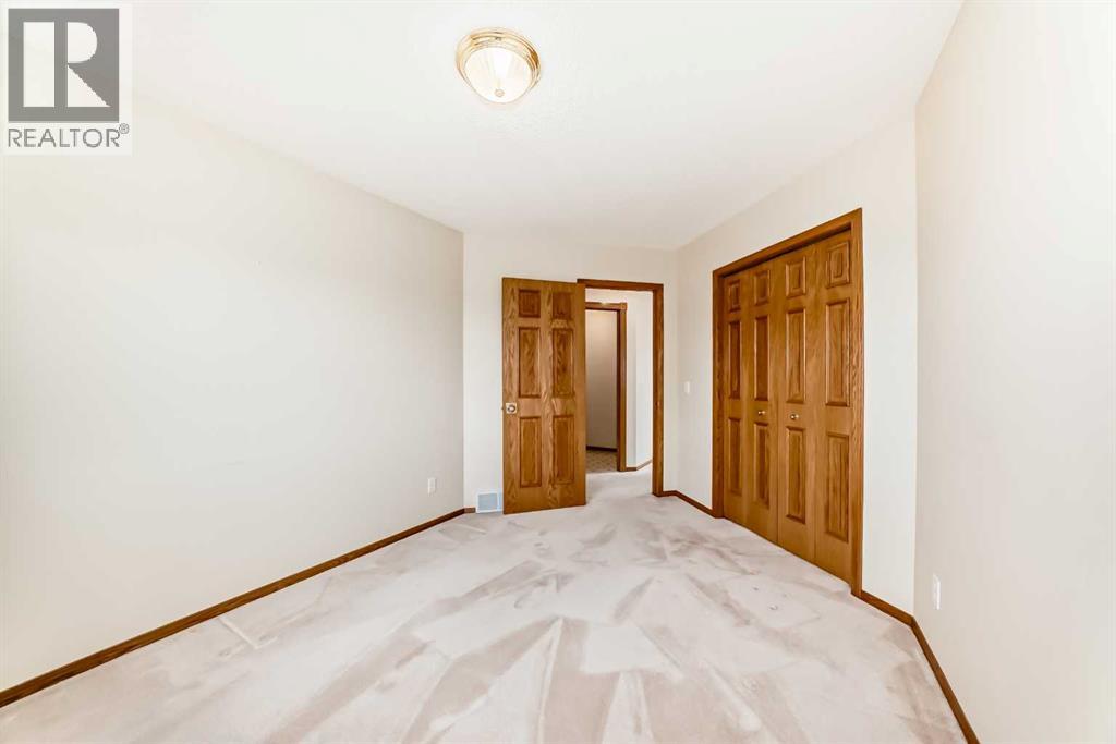 164 Cove Road, Chestermere, Alberta  T1X 1E4 - Photo 29 - A2337985