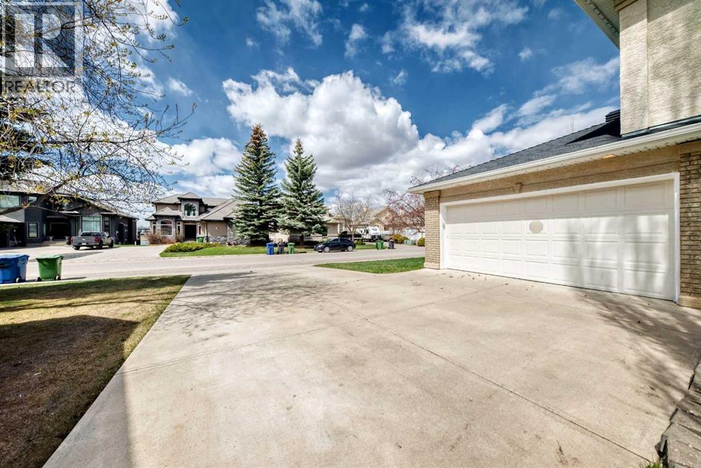 164 Cove Road, Chestermere, Alberta  T1X 1E4 - Photo 41 - A2337985
