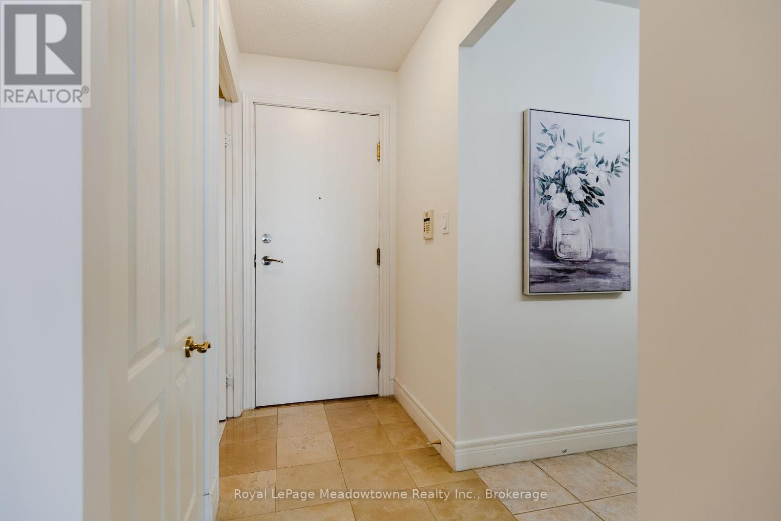 1016 - 5418 Yonge Street, Toronto, Ontario  M2N 6X4 - Photo 11 - C13738398