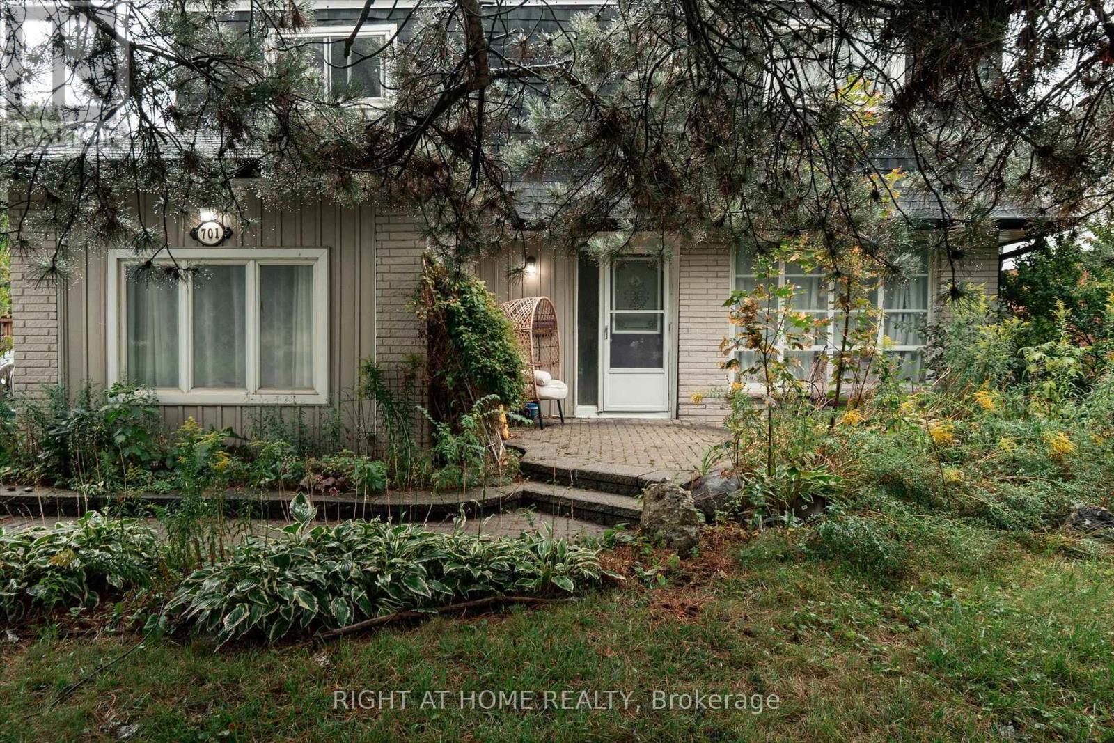 701 CENTRAL PARK BOULEVARD N, Oshawa, Ontario