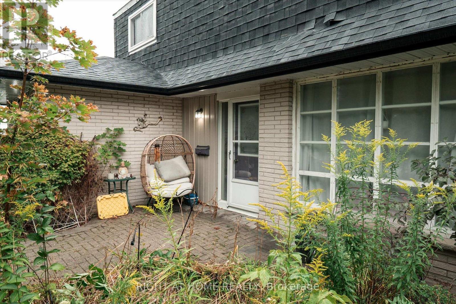 701 Central Park Boulevard N, Oshawa, Ontario  L1G 6A8 - Photo 2 - E13738388