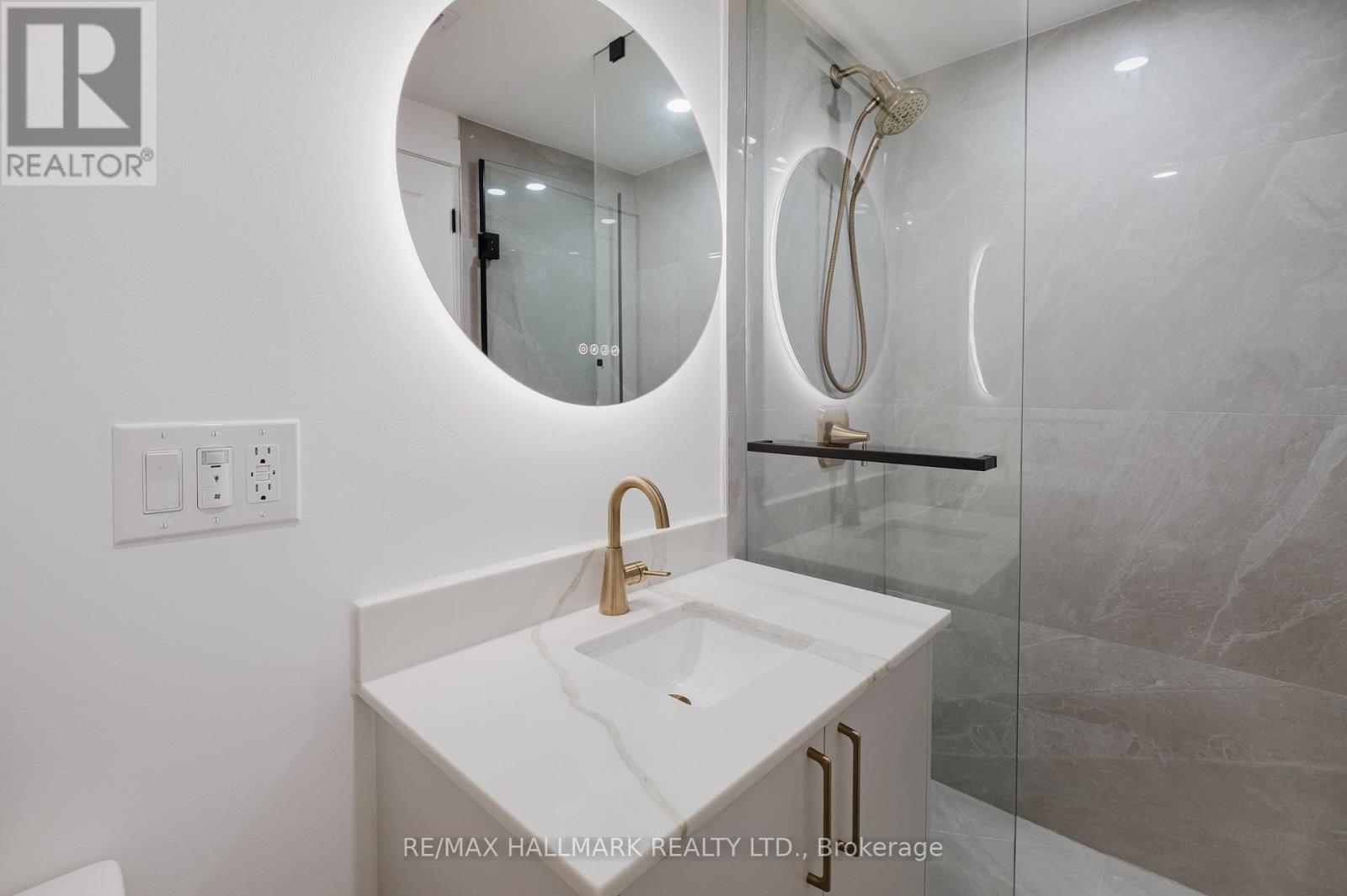 Garden Suite - 37 Milverton Boulevard, Toronto, Ontario  M4J 1T5 - Photo 14 - E13738444