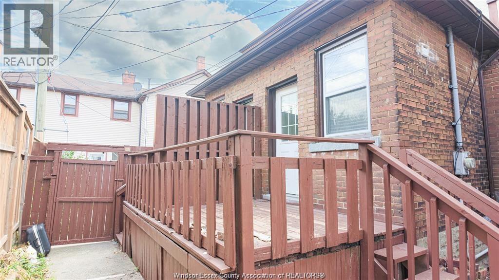 116 Elm Avenue, Windsor, Ontario  N9A 5G8 - Photo 14 - 26021482