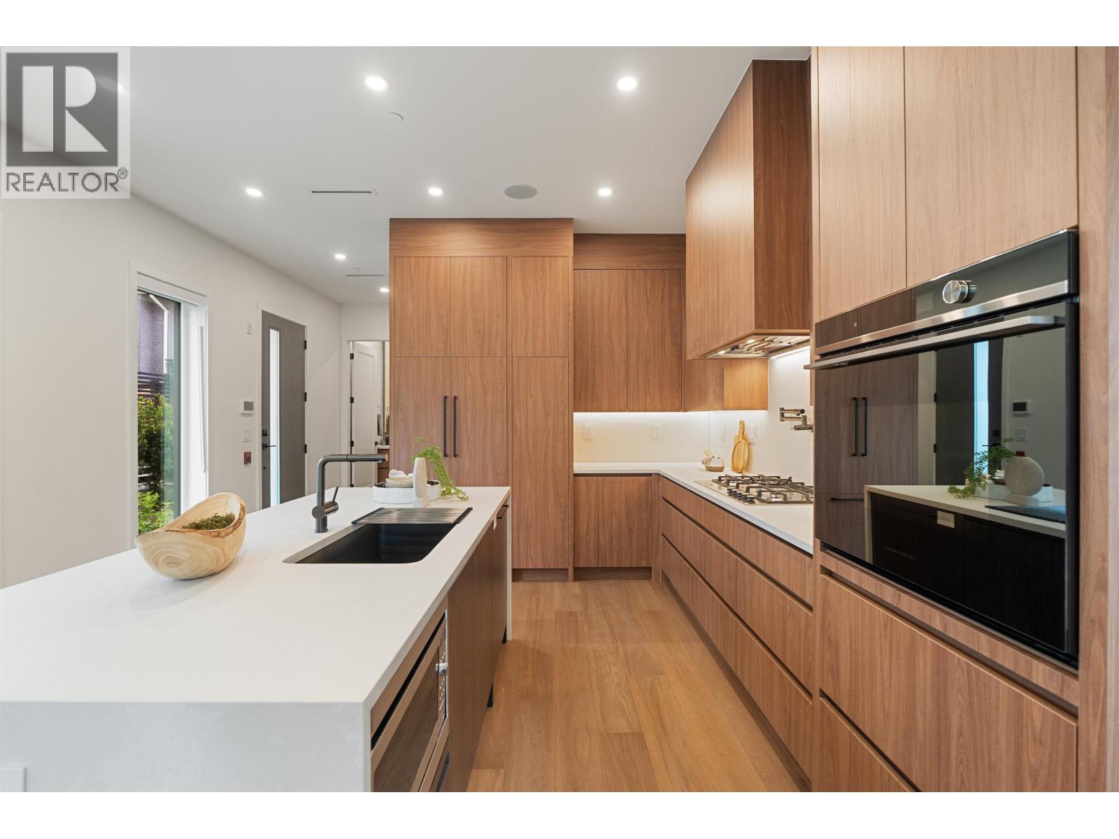 948 W 57th Avenue, Vancouver, British Columbia  V6P 1S3 - Photo 4 - R3160945