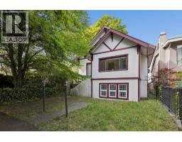 Ground level 3229 W 11TH AVENUE, Vancouver, British Columbia