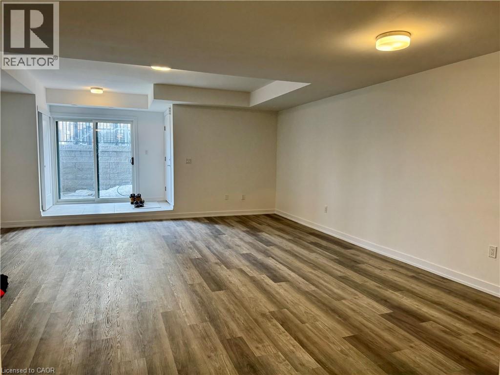 40 Palace Street Unit# L24, Kitchener, Ontario  N2E 0L2 - Photo 4 - 40860230