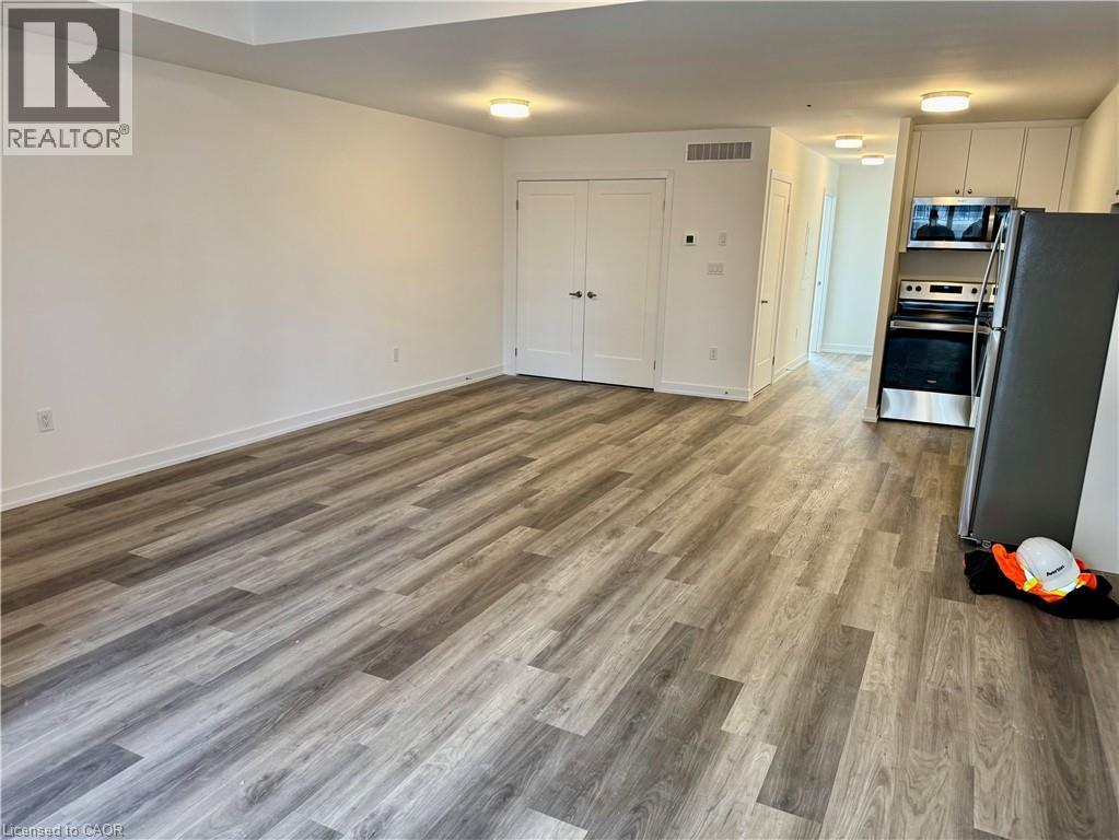 40 Palace Street Unit# L24, Kitchener, Ontario  N2E 0L2 - Photo 5 - 40860230