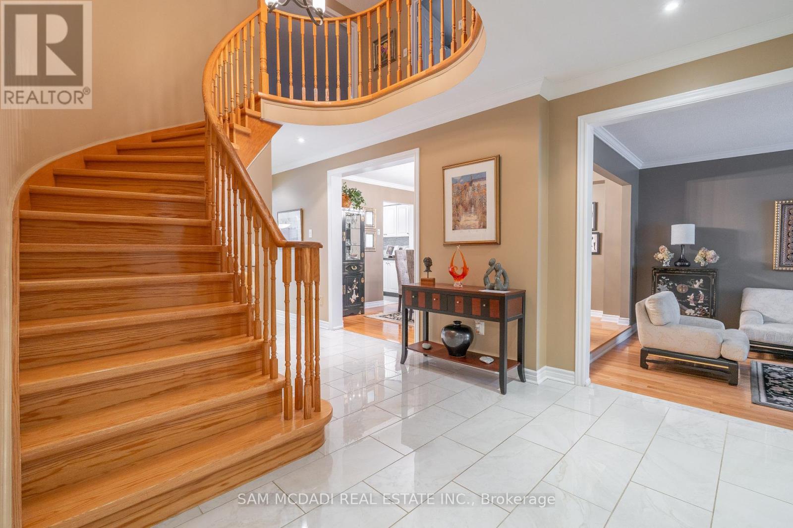 69 Parkside Drive, Brampton (Brampton South), Ontario  L6Y 3A1 - Photo 3 - W13738374