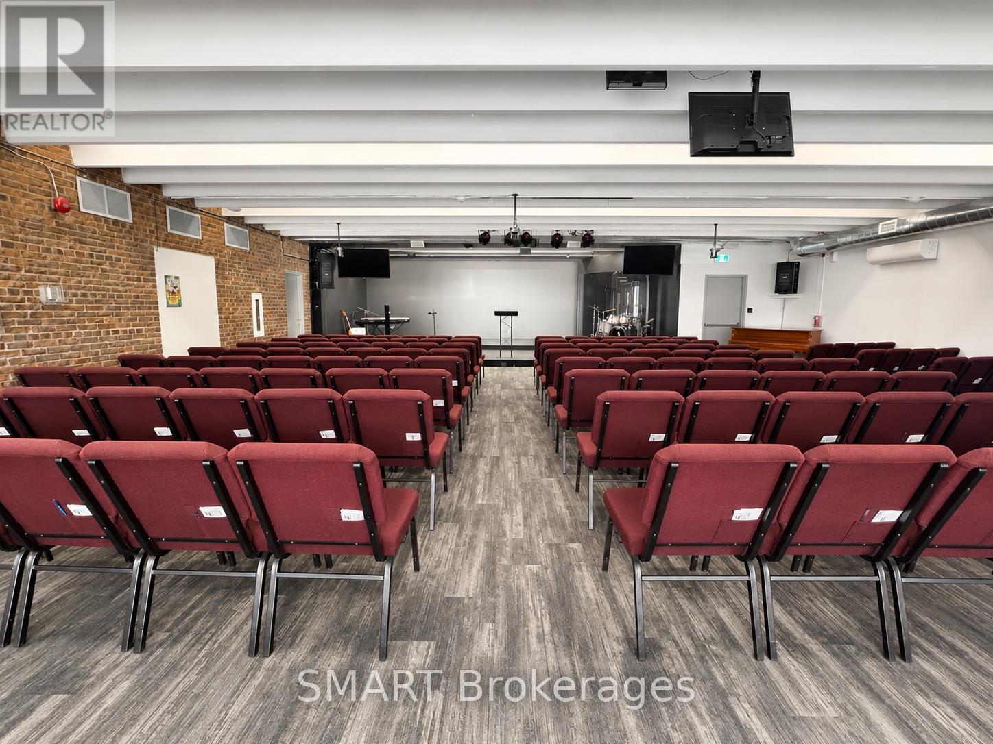 2365 St Clair Avenue W, Toronto, Ontario M6N 1K9 - Photo 5 - W13738410