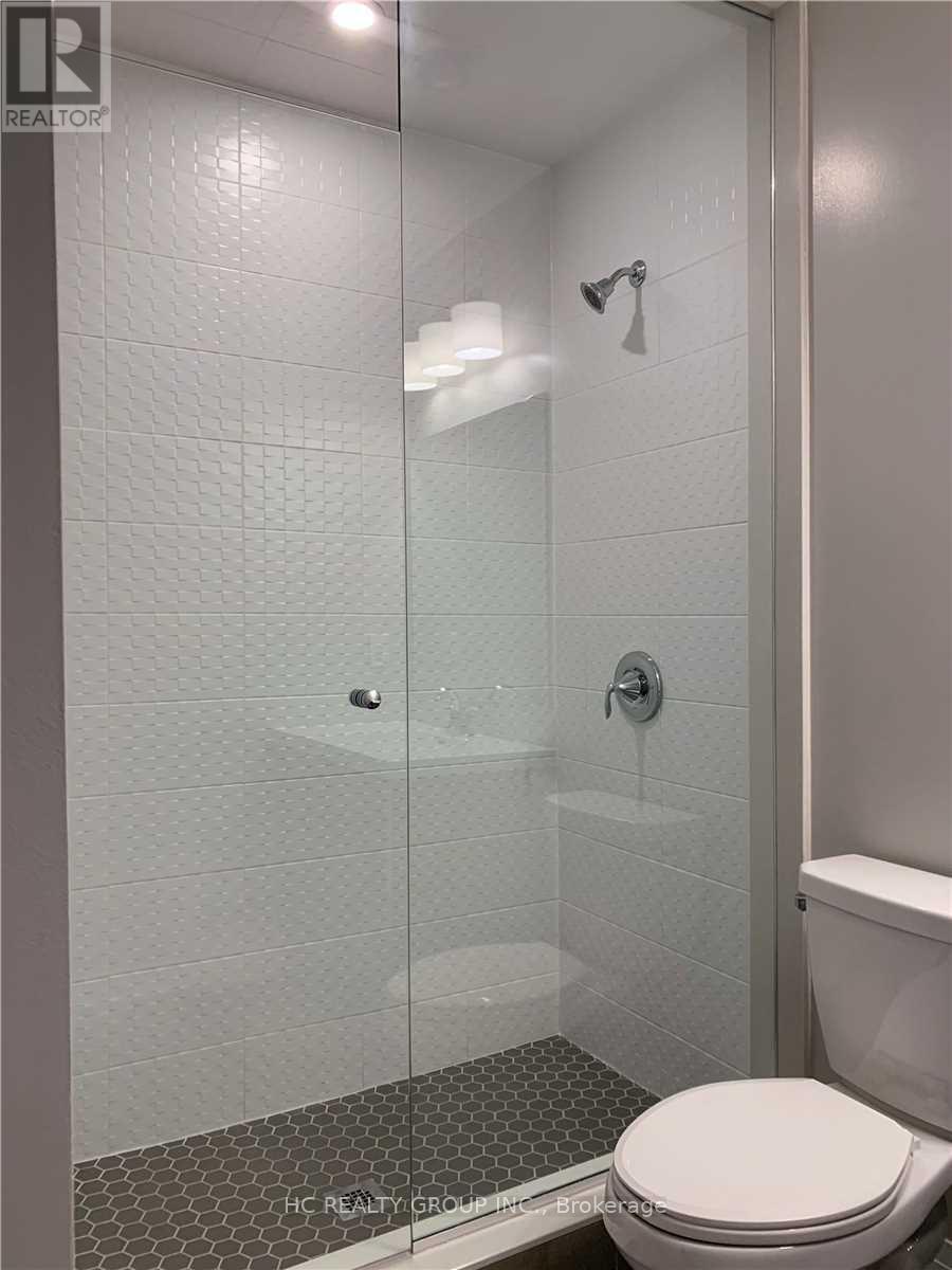 #107 - 128 Grovewood Common, Oakville, Ontario  L6H 0X3 - Photo 10 - W13738414