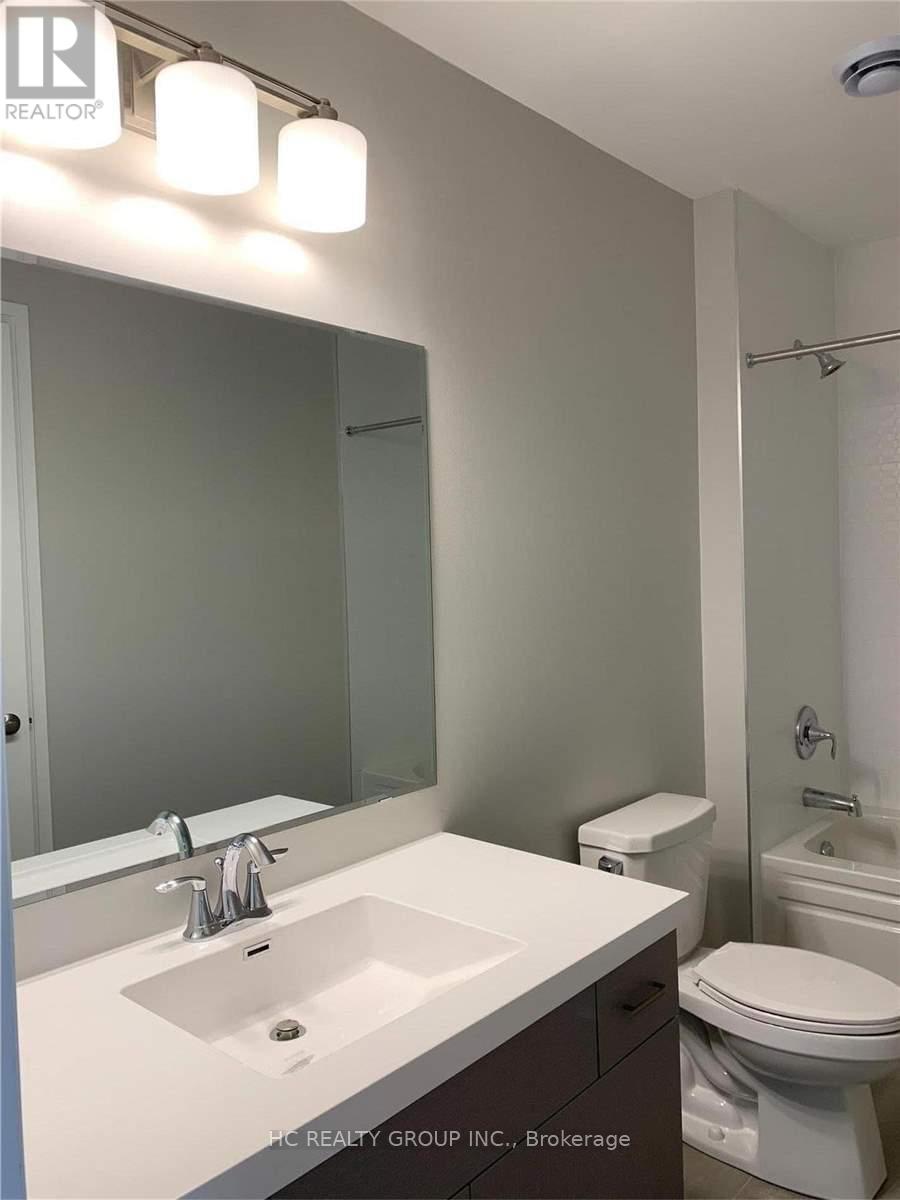 #107 - 128 Grovewood Common, Oakville, Ontario  L6H 0X3 - Photo 7 - W13738414