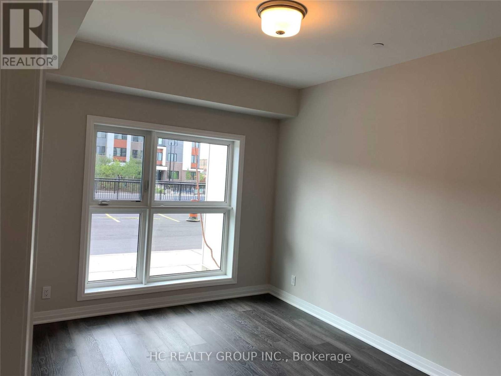#107 - 128 Grovewood Common, Oakville, Ontario  L6H 0X3 - Photo 9 - W13738414